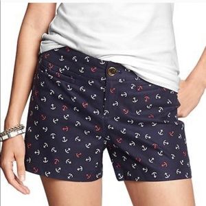 BANANA REPUBLIC SHORTS NWT